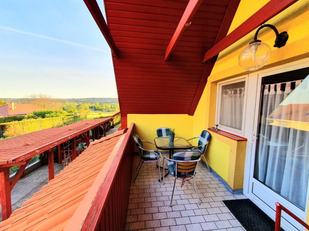 Nemes Apartmanház Hévíz Esterno foto