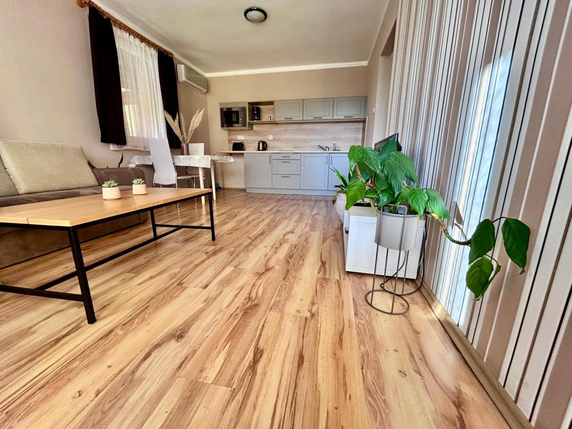 Nemes Apartmanház Hévíz Esterno foto